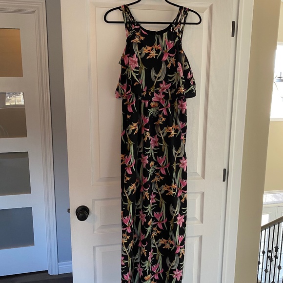 Dex Dresses & Skirts - DEX Tropical Black Maxi dress
